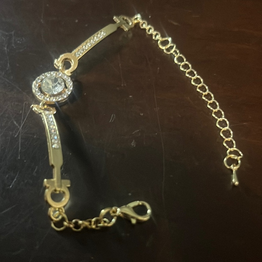 Women’s bracelet